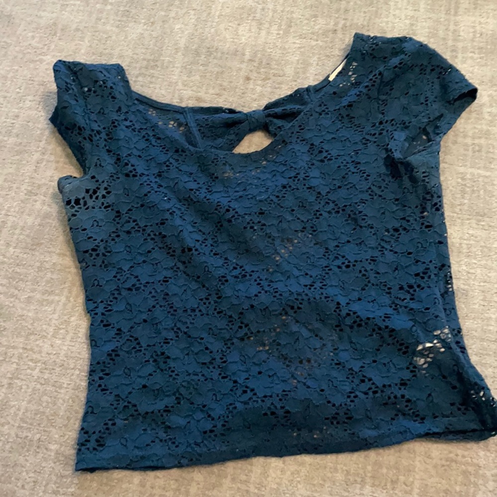 Teal crop